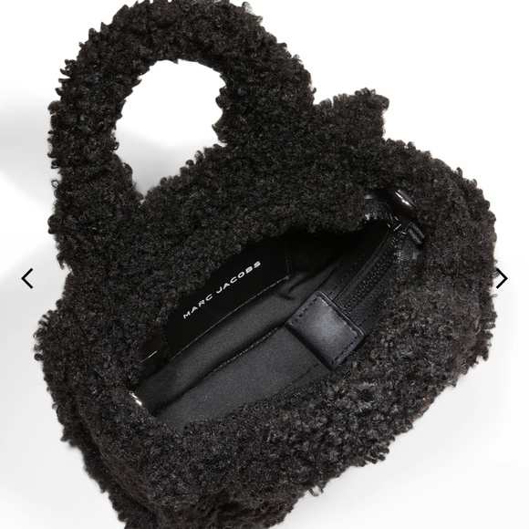 Marc Jacobs The Teddy Crossbody Tote Bag Black (mini) - Picture 2 of 11